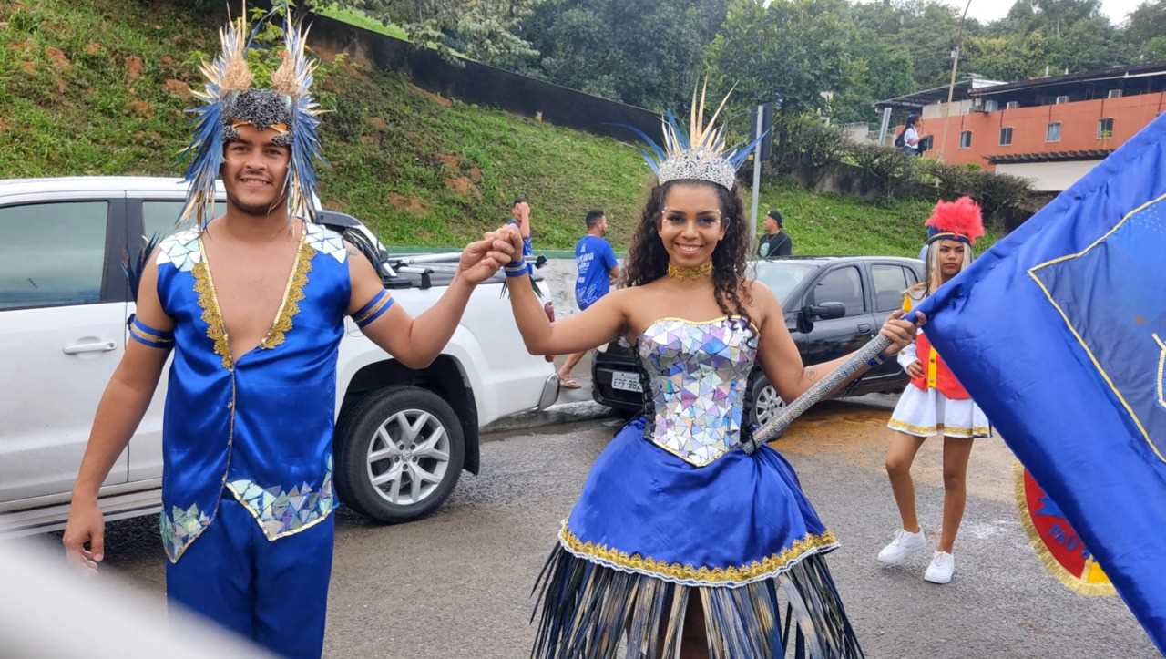 Camacã: Equipes da Gincana Cultural param a cidade com desfile no centro da cidade